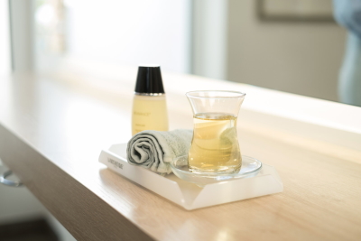La Biosthetique Produkt mit Gesichtstuch